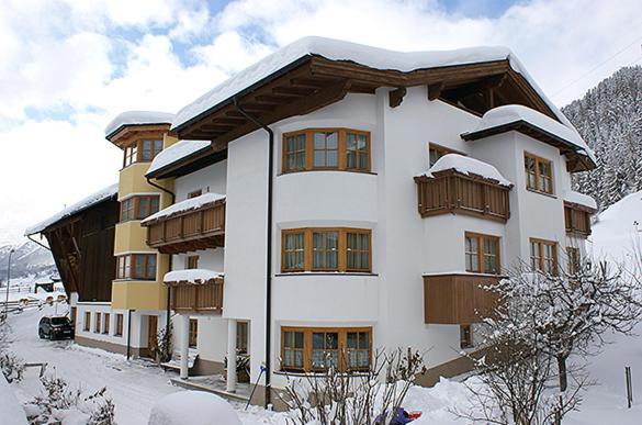 Apartamento Hof Am Arlberg - Familie Walter Sankt Anton am Arlberg Exterior foto